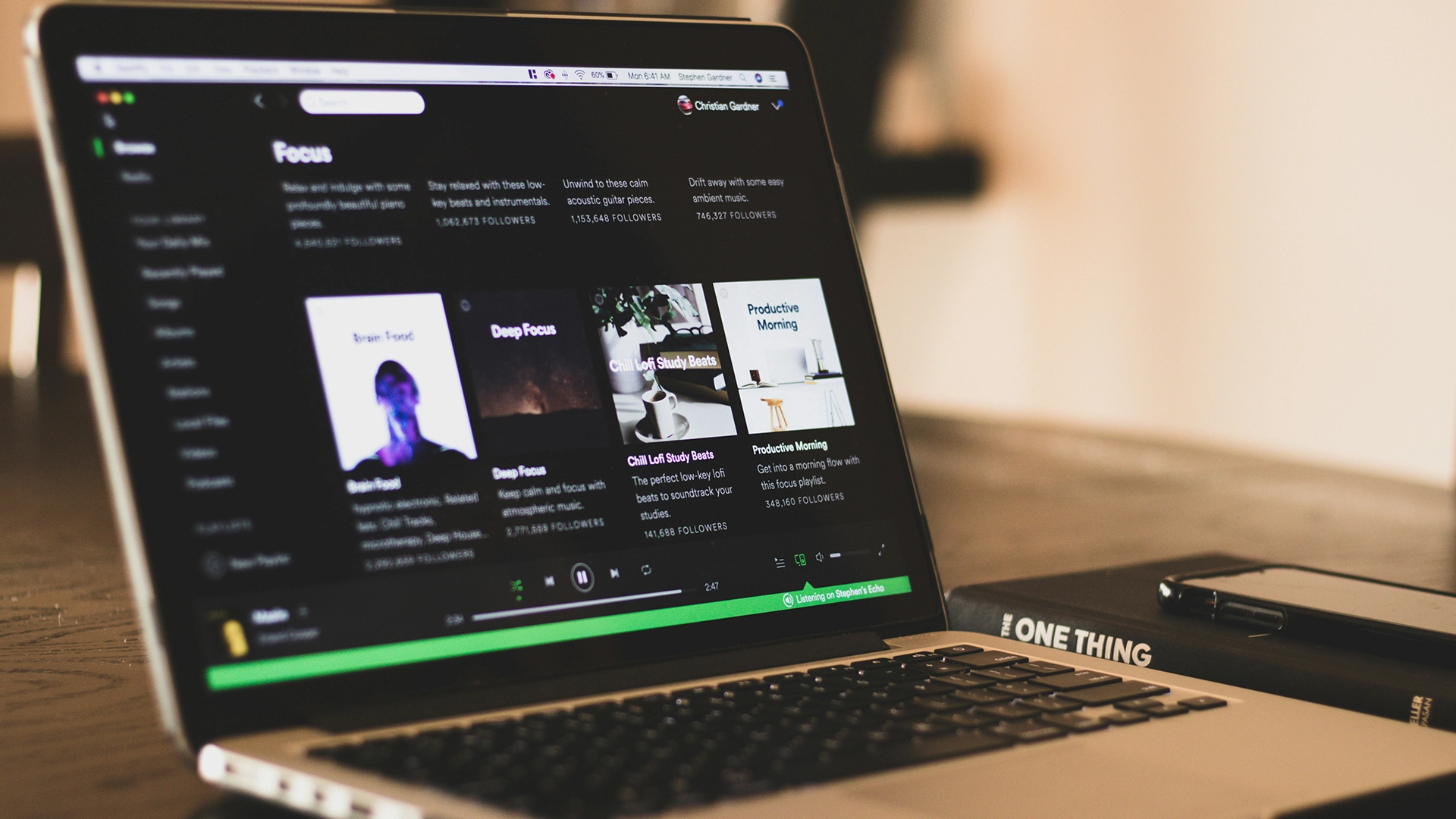 Spotify מפרסמת שירים שנוצרו באמצעות AI תחת שמות אמנים מנוחים ללא הסכמה